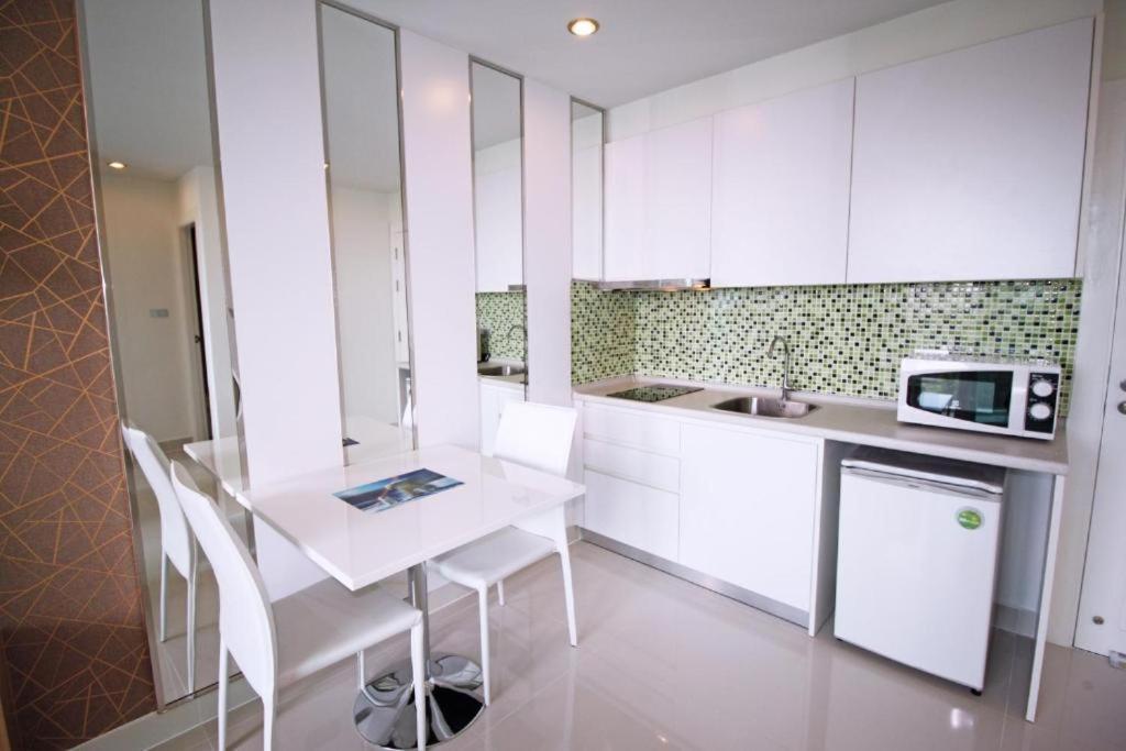 Amazon Residence By Pattaya Sunny Rentals Jomtien Habitación foto