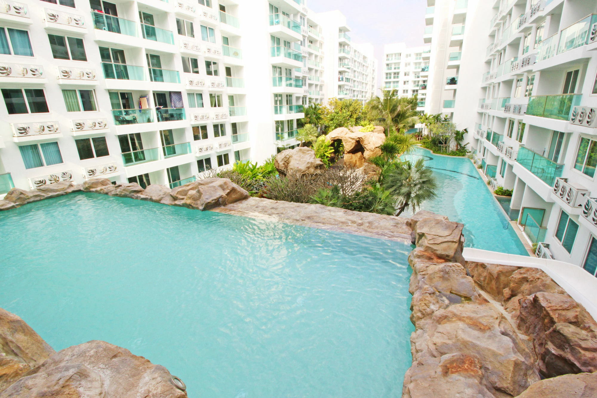 Amazon Residence By Pattaya Sunny Rentals Jomtien Exterior foto