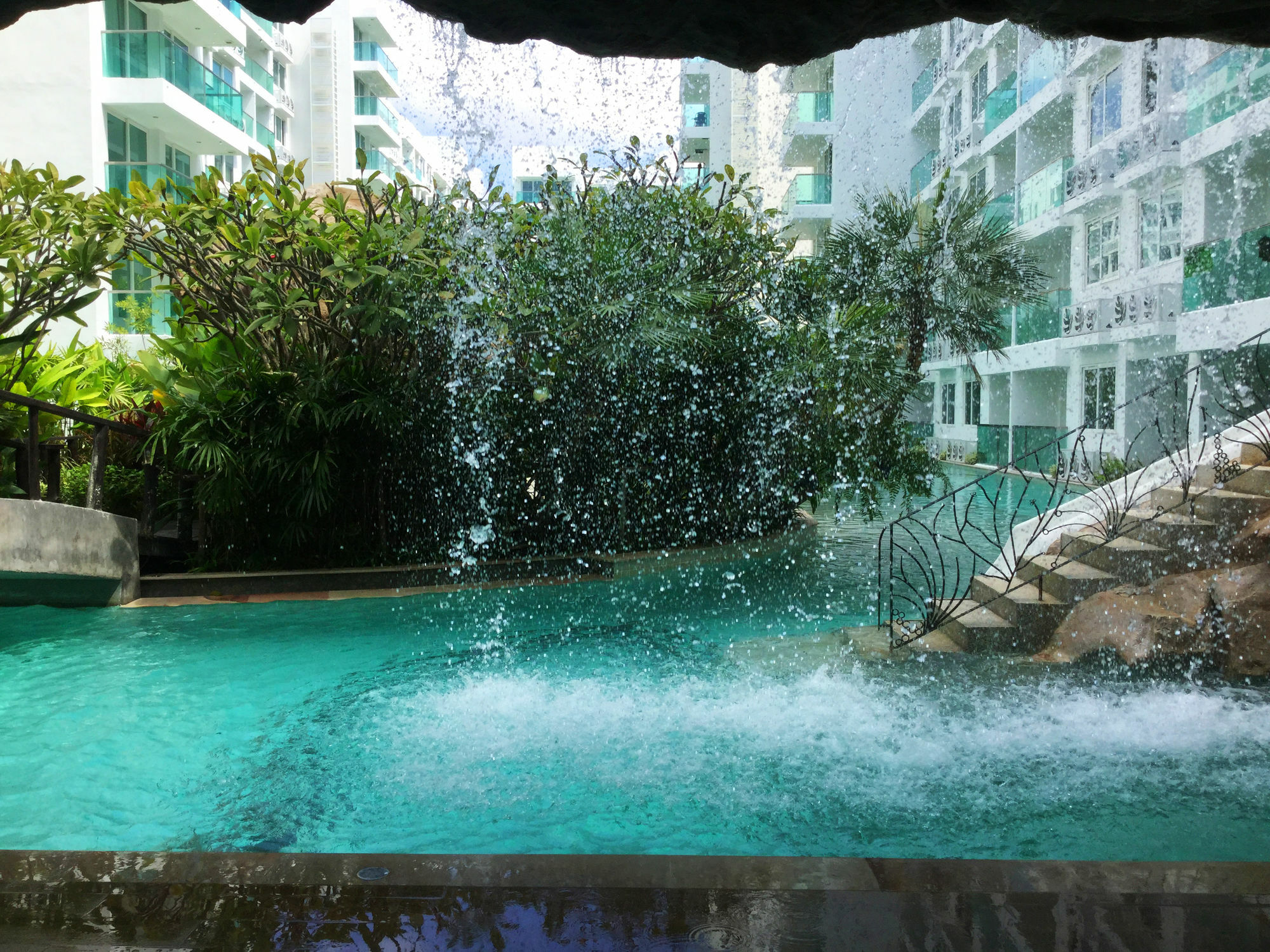 Amazon Residence By Pattaya Sunny Rentals Jomtien Exterior foto